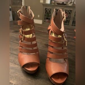 Michael Kors heel size 8